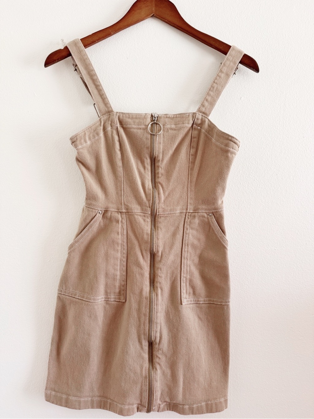 Divided Khaki Pinafore Dress with Ring Zipper Detail size 4 - Picture 2 of 4